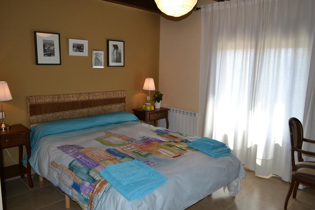 La Cantamora Hotel Rural Pesquera De Duero Szoba fotó