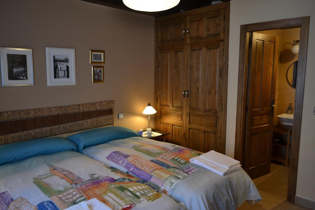 La Cantamora Hotel Rural Pesquera De Duero Szoba fotó